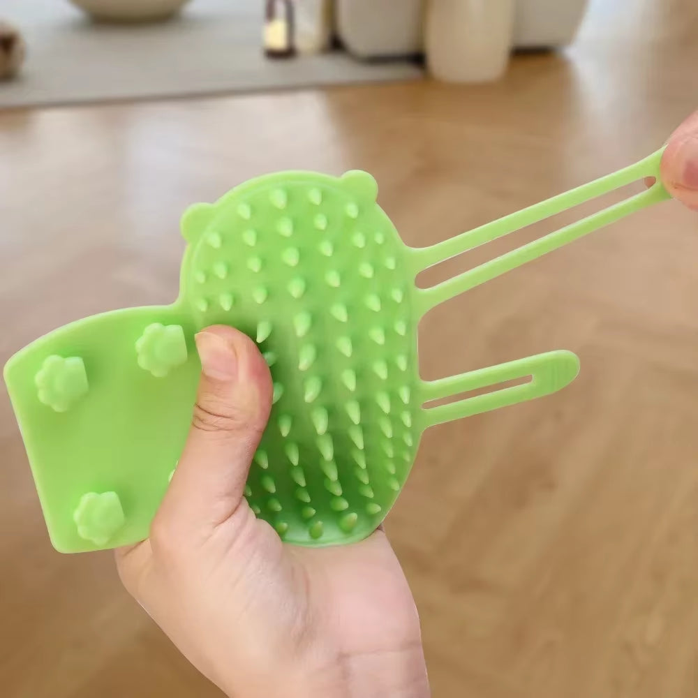 Fur-tastic Feline Fur-Removal Fiesta: The Ultimate Cat & Dog Sass-Brush Combo!